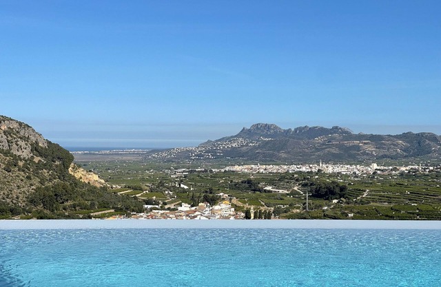 Villa Barbara, Spanien