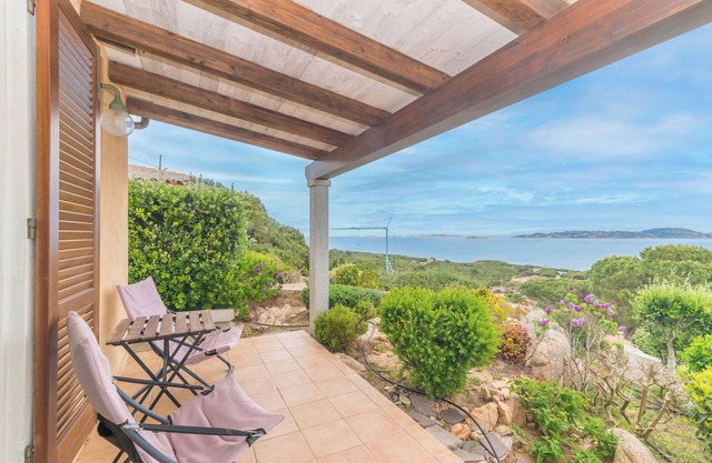 Villa "Bella" mit Meerblick, 2 Terrassen und A/C