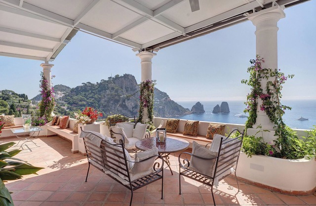 Villa 'Bella Vista' mit Meerblick, Privatterrasse und WLAN