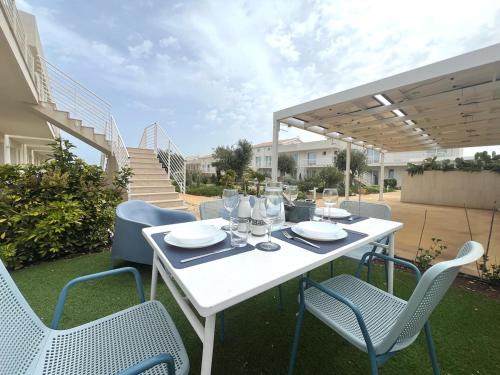 Villa Beluga Private Courtyard Swimming Pools Parking