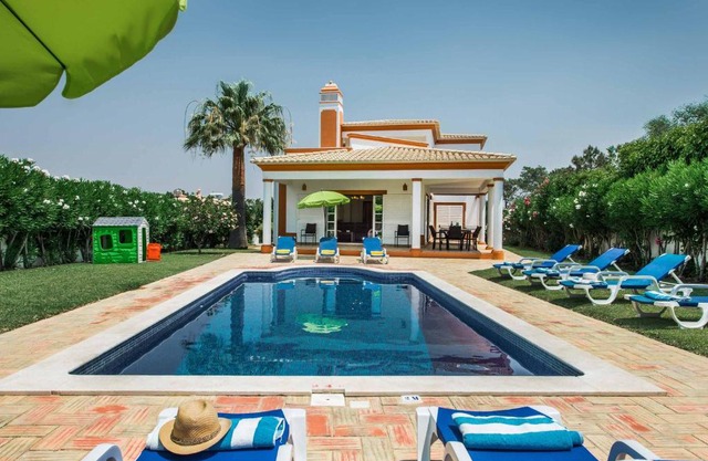 Villa Bitoque