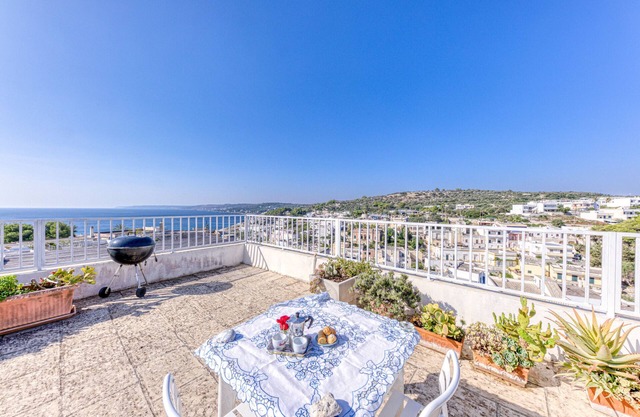 Villa 'Blu La Panoramica' mit privatem Pool, WLAN und Klimaanlage