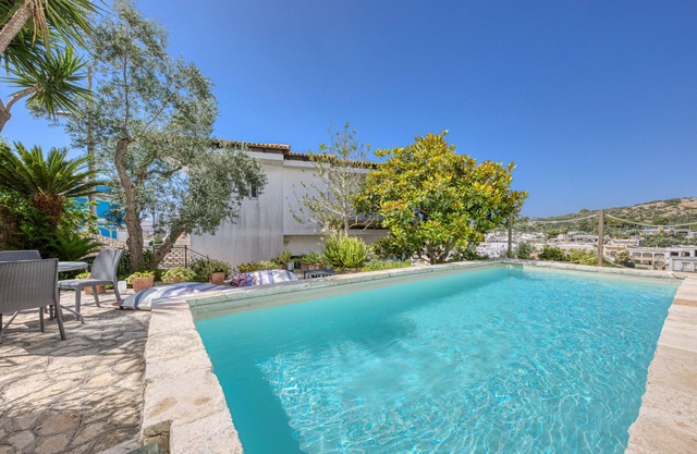 Villa 'Blu La Patronale' mit Meerblick, Gemeinschaftspool und WLAN