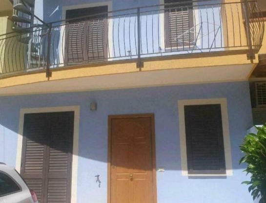 VILLA BLUE