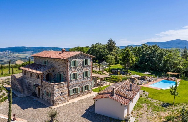 Villa Bocaccio - Fünf Schlafzimmer Villa, Schläft 10