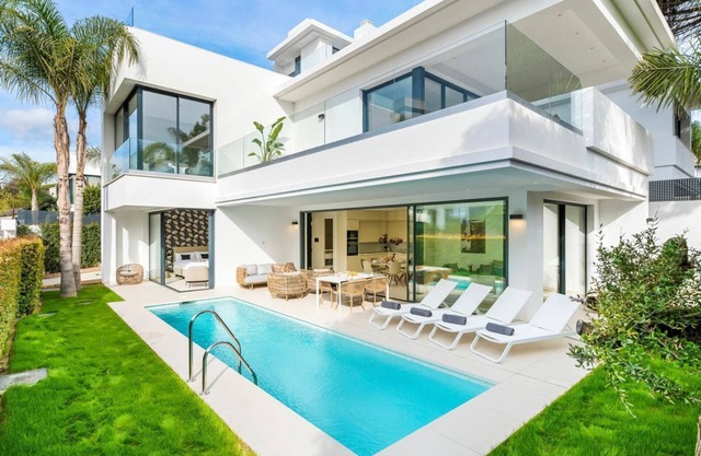 Villa Bohemio Bella - Vier Schlafzimmer Villa, Schläft 10