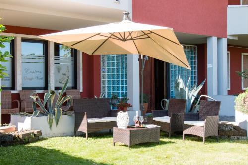 Villa Boninsegna - Wine Enoteca Verdi -