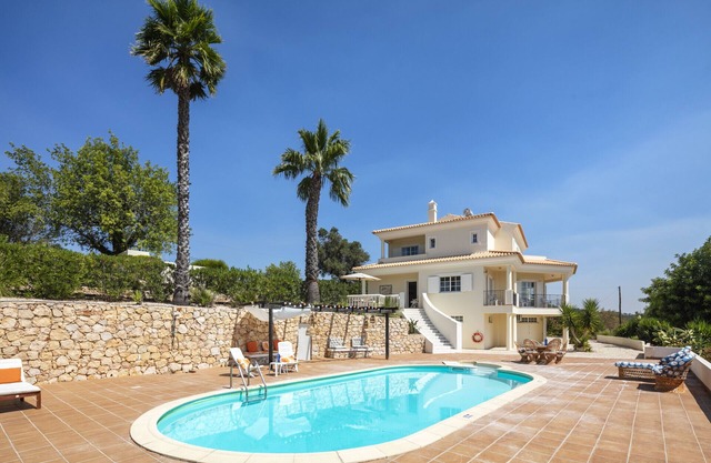 Villa Botanica - Wunderschöne Villa mit privatem Pool