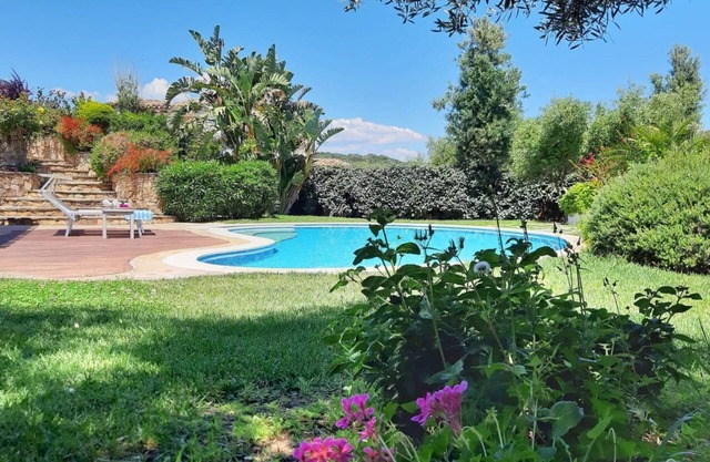 VILLA BOUGAINVILLLEA - LUXURY VILLA WITH SWIMMING POOL 500 MT FROM THE SEA