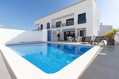 Villa Buganvilia by ALGARVEMANTA