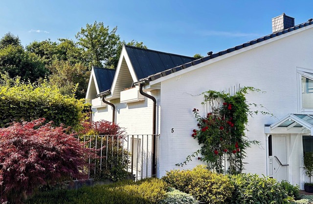 Villa Bullerbach / Ferienwohnung mit Garten am Wald (Deister)