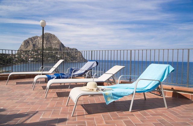 VILLA BUONASERA AUF DEM MEER