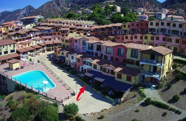 VILLETTA BORBO SCHWIMMBAD MIT MEERBLICK - KOSTENLOSES WLAN