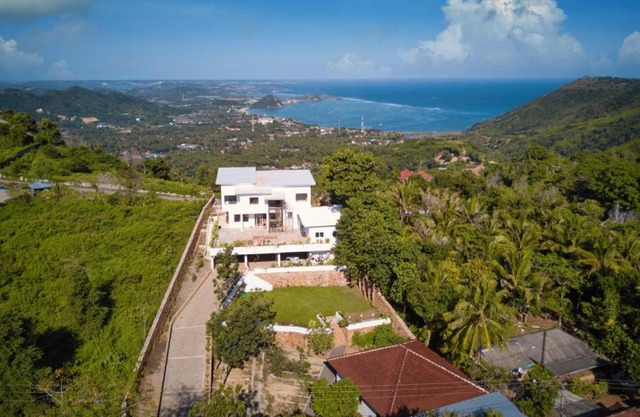 Villa Cahaya