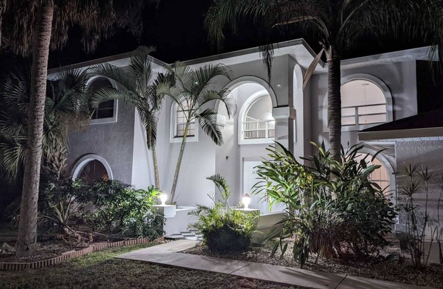 Villa Camellia 5bed/4.5 bath with private pool and golf course view