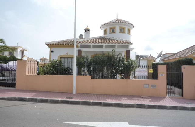 Villa 'Capricho' mit Bergblick, Pool und WLAN