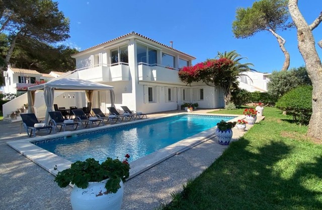 Villa Carolina [The Green Spot]