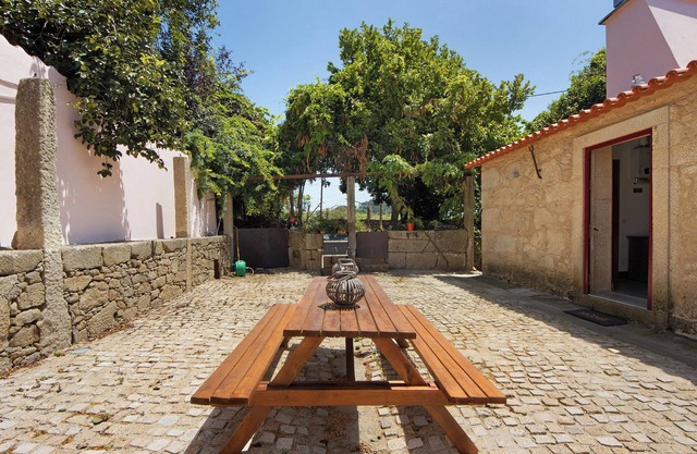 Ferienhaus 'Casa De Férias 'Casa Do Outeiro'' mit privatem Pool, Wi-Fi und Klimaanlage