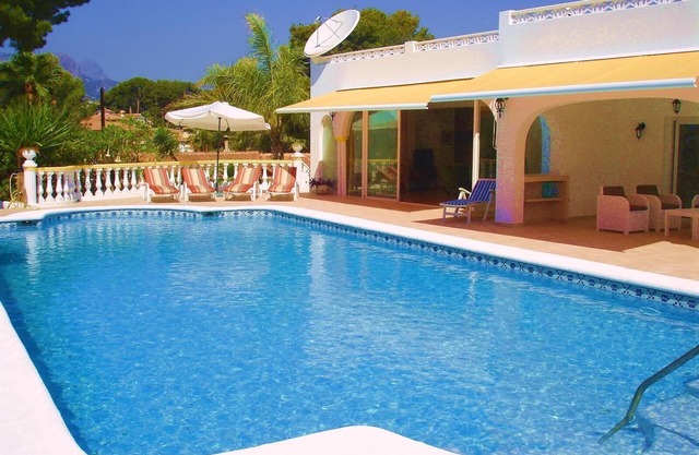 Villa 'Casa in Calpe Carrio Park' mit Meerblick, Pool, Garten und WLAN