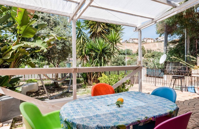 Villa 'Casa Melograno' mit Meerblick, Privatem Garten und Wi-Fi