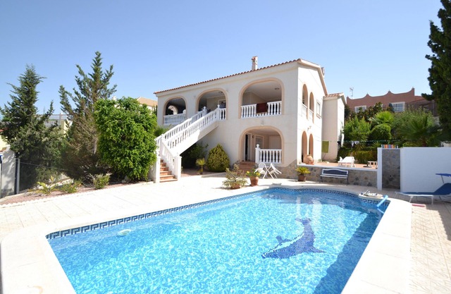 Villa 'Casa Papa' mit privatem Pool, privater Terrasse und WLAN