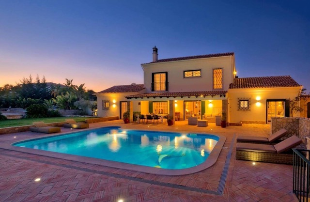 Villa 'Casa Canasta' mit Bergblick, Pool und Klimaanlage