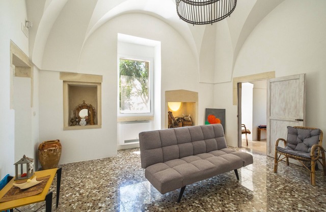 Villa 'Casale Cafazza Landhaus' mit privatem Pool, WLAN und Klimaanlage