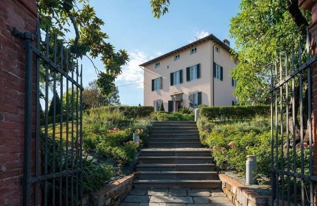 Villa Cassandori Komfortable Ferienresidenz