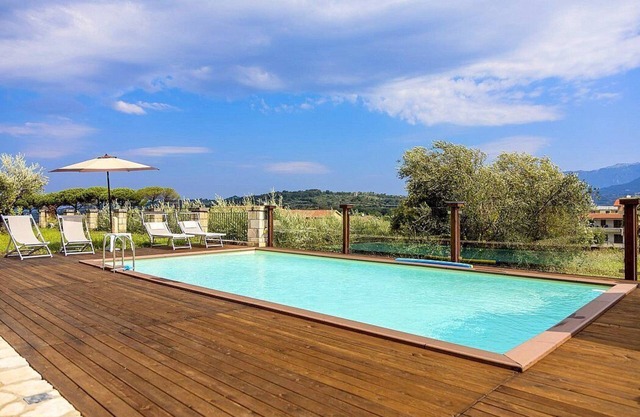 Villa Celestina: A welcoming two-story apartment that is part of a villa situated in a quiet location, a few minutes from the town center, with Free WI-FI.