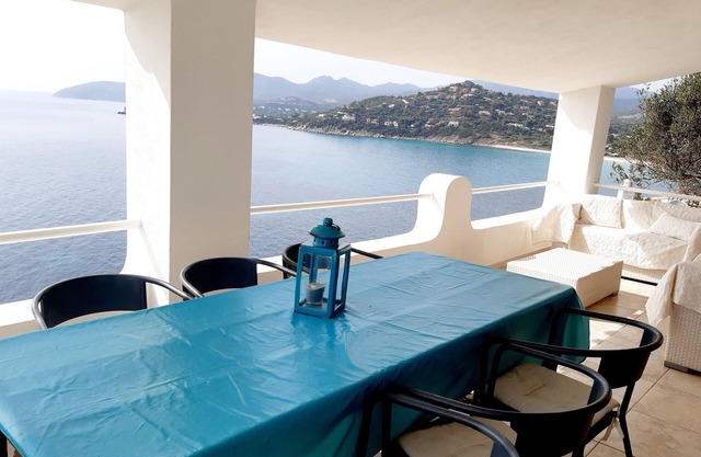 Villa Chiaro di Luna - unabhängig mit direktem Zugang zum Meer