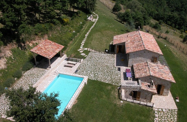 Villa Pianesante, restauriertes Bauernhaus aus dem 17. Jh., Swimmingpool