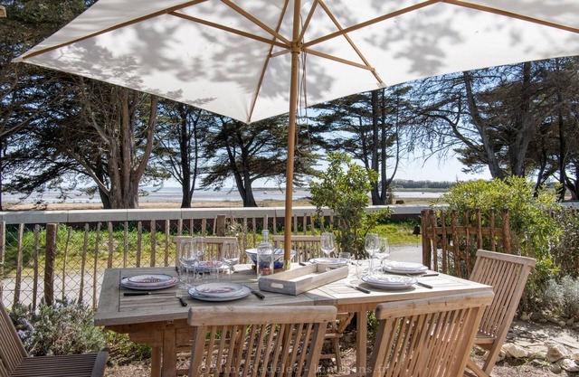 Clocomi-Villa-Villa-Ensuite Bad-Blick aufs Meer