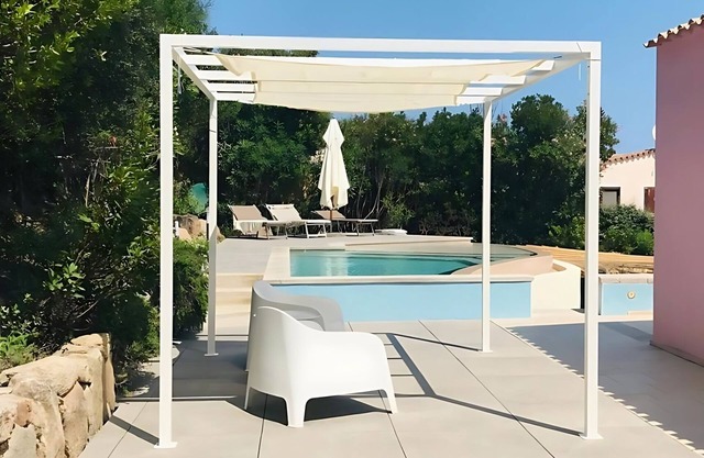 Villa con Piscina Privata e Vista Mare Conca Verde