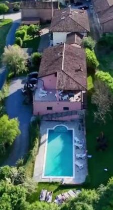 Villa con piscina e intera struttura a uso esclusivo casa del moré