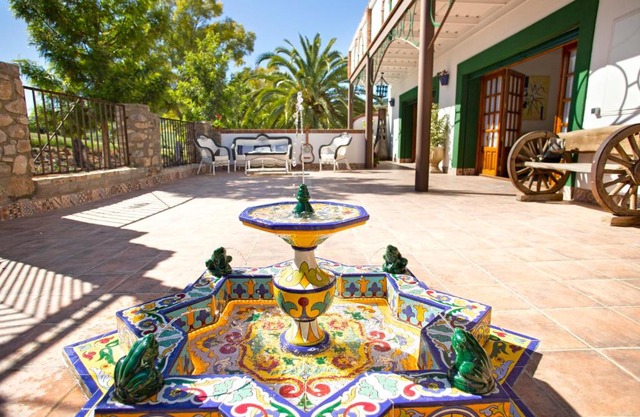 Villa Cultural MONTELUCÍA