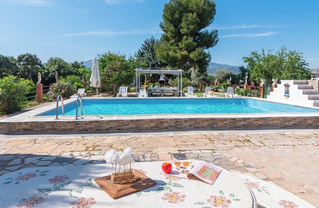 Villa Cuqui Antequera by Ruralidays