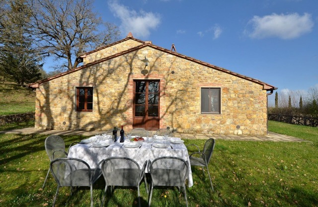 Villa del Capriolo - Poggio Cennina Ferienanlage Toskana