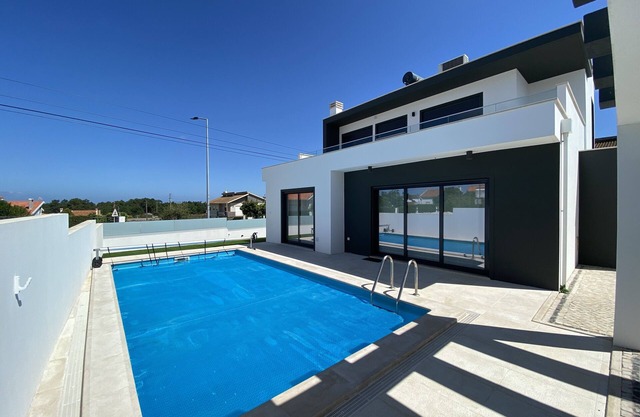 Villa da Luz - Luxus Ferienvilla mit privatem beheiztem Pool in der Nähe von Obidos
