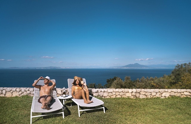 Villa DAlessandro Rosaria, private apartment and private hot jacuzzi