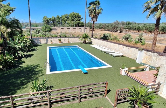 Villa 'Dany mit Pool' mit privatem Pool, Wi-Fi und Klimaanlage