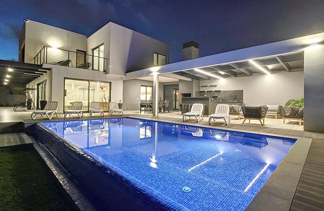 Villa de la Ponte by Atlantic Holiday