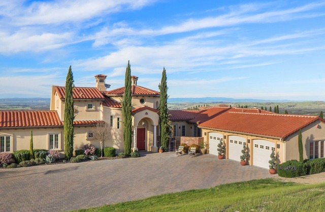 Villa de Lucca - Ein Weingut und Hochzeitsort