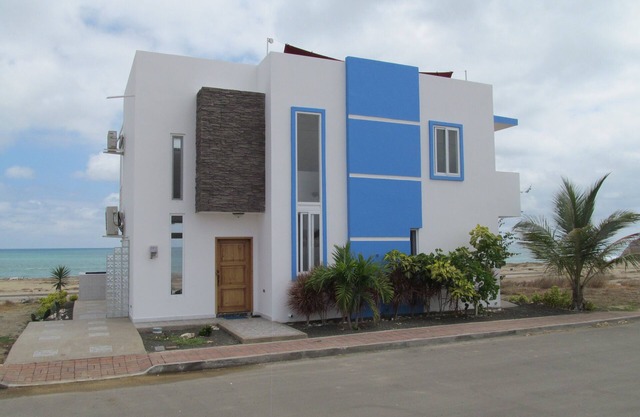 Villa De Luxe abordable, Vue Sur Mer- Affordable Luxury Villa, Meerblick