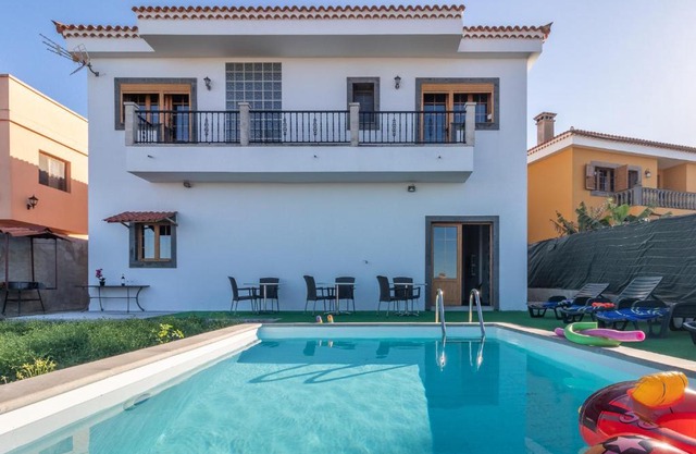Villa de Pino