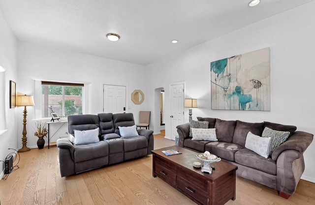 Villa de Rio Grande, near Old Town