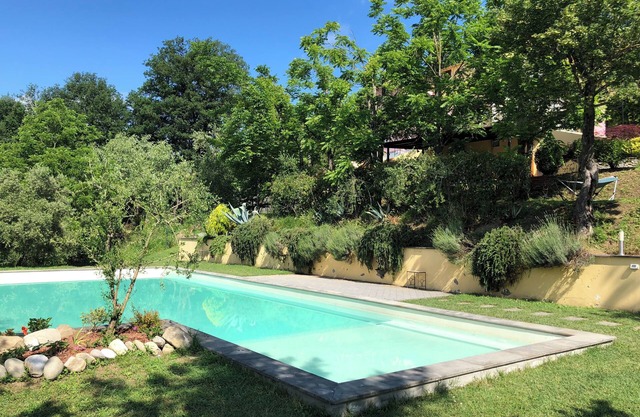 Villa Dei Poeti 16Pax Large Pool, A/C, BBQ, Chef, Sport Activities, near 5 Terre