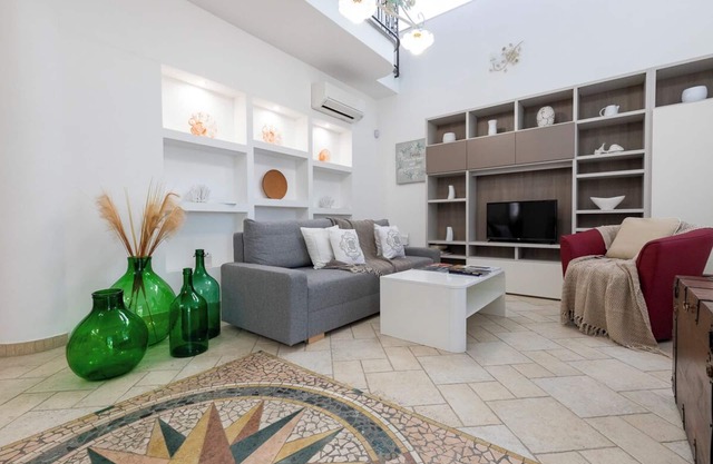 VILLA DEL COLLE CON PISCINA PRIVATA