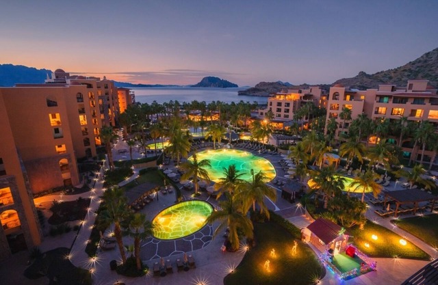 Villa Del Palmar at the stunning Islands of Loreto 2-BR suite