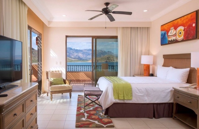 Villa Del Palmar in Loreto, Luxurious Relaxation & Adventure, Resort Life