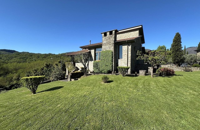 Villa Delia 6 Pax Luxury Country House w/Pool and BBQ near Versilia and 5 Terre